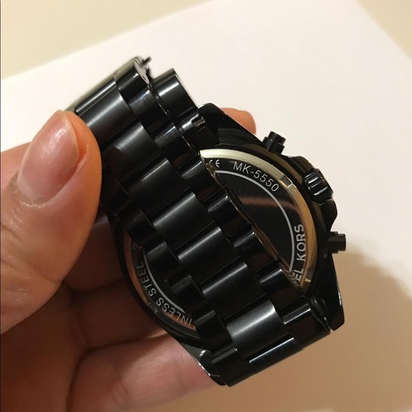 NWOT Black Michael Kors Watch - Picture 5 of 8